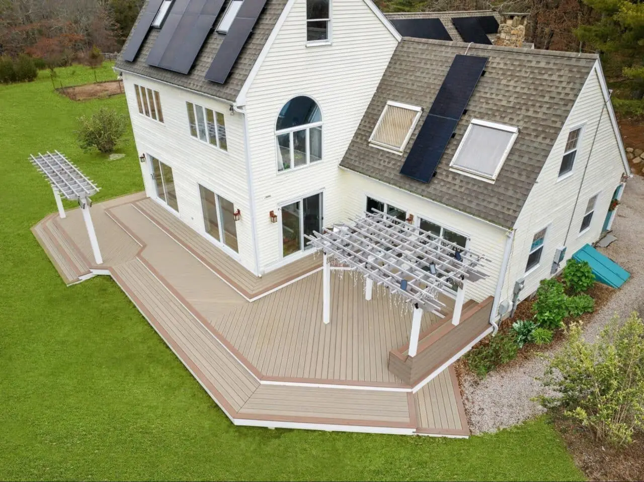 Multi-Level Deck Ideas for Maximizing Space